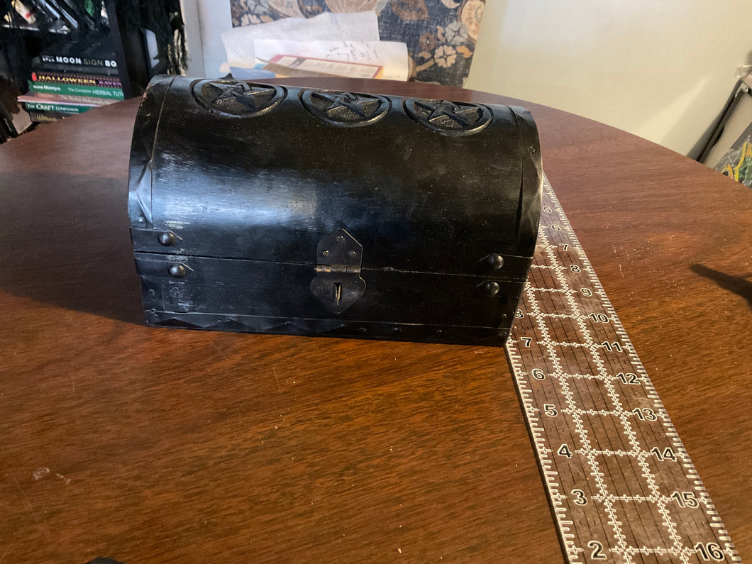 Pentagram Round Top Wood Box