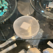 Load image into Gallery viewer, Selenite Charging Plate
